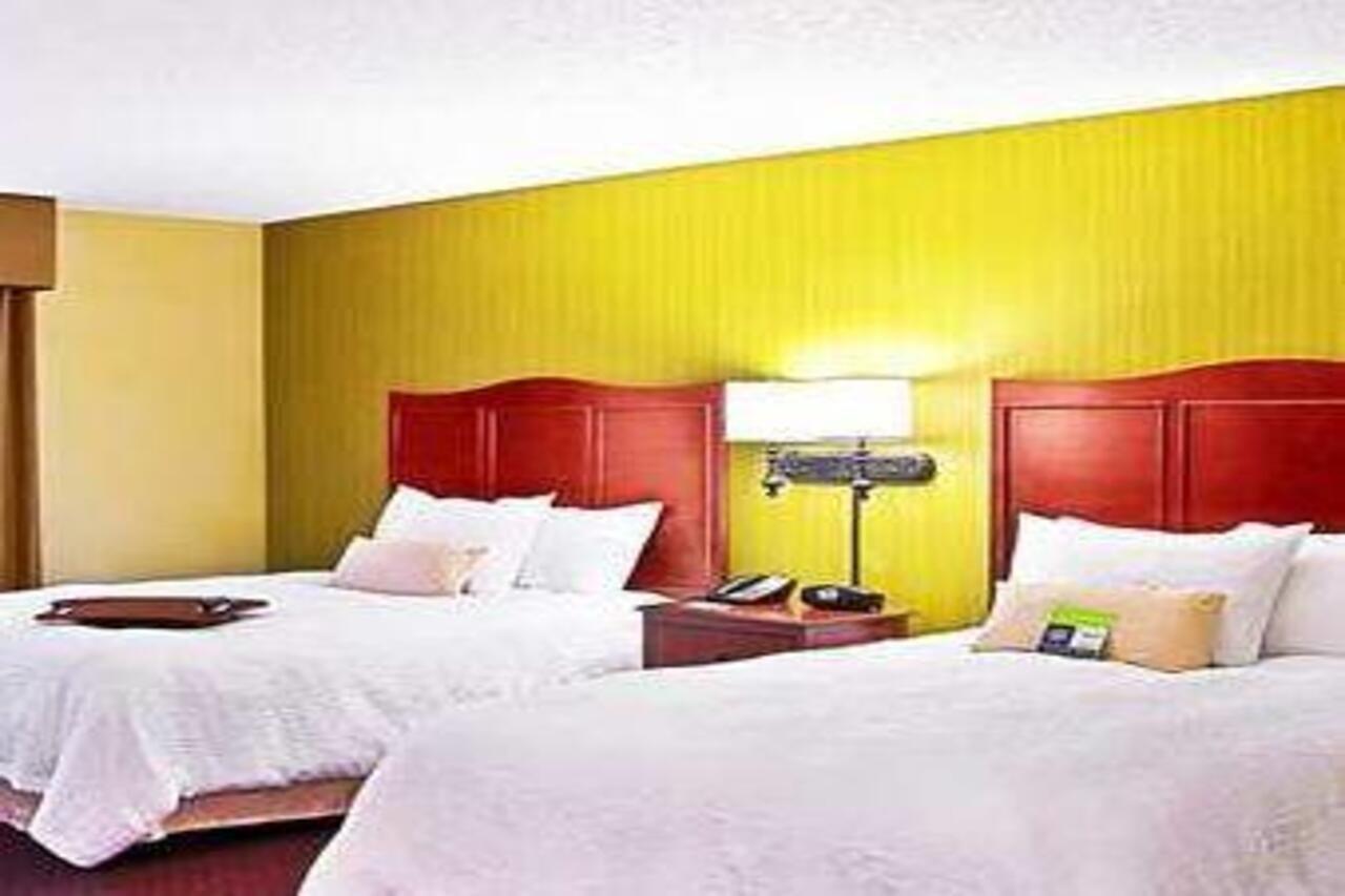 Hampton Inn & Suites Marshalltown Zewnętrze zdjęcie