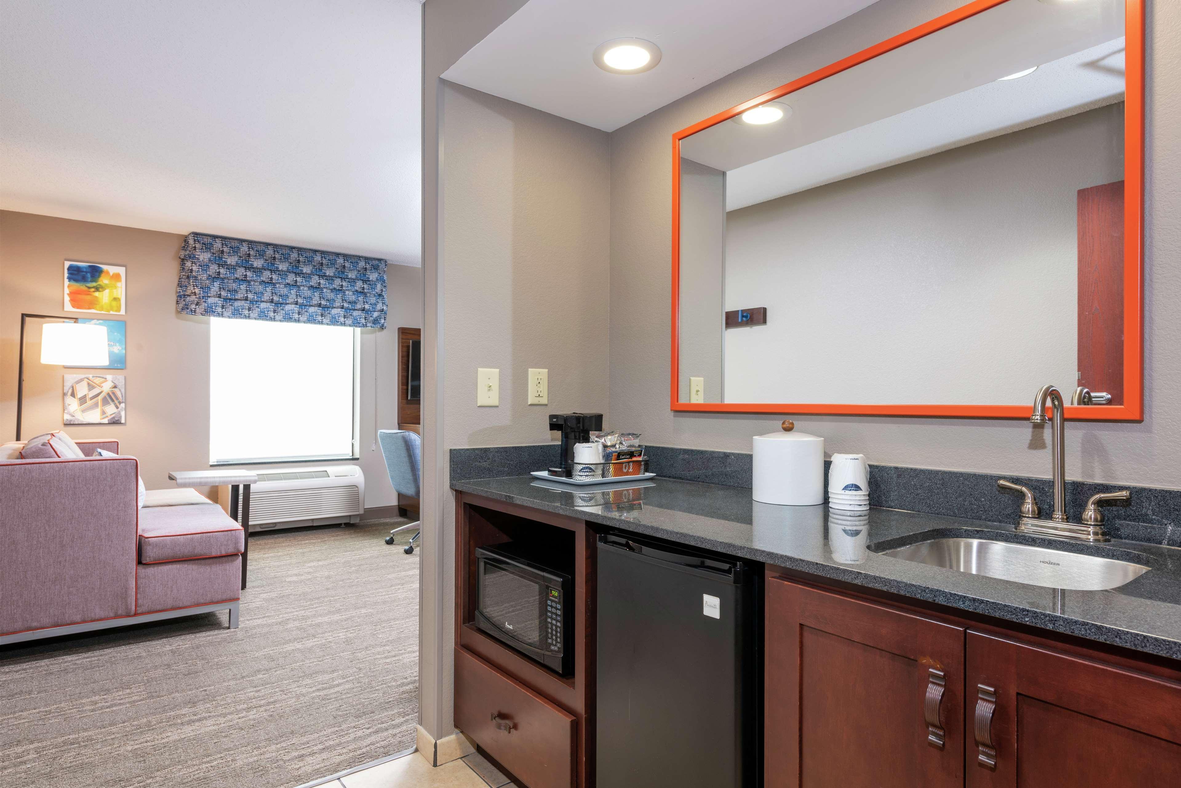 Hampton Inn & Suites Marshalltown Zewnętrze zdjęcie