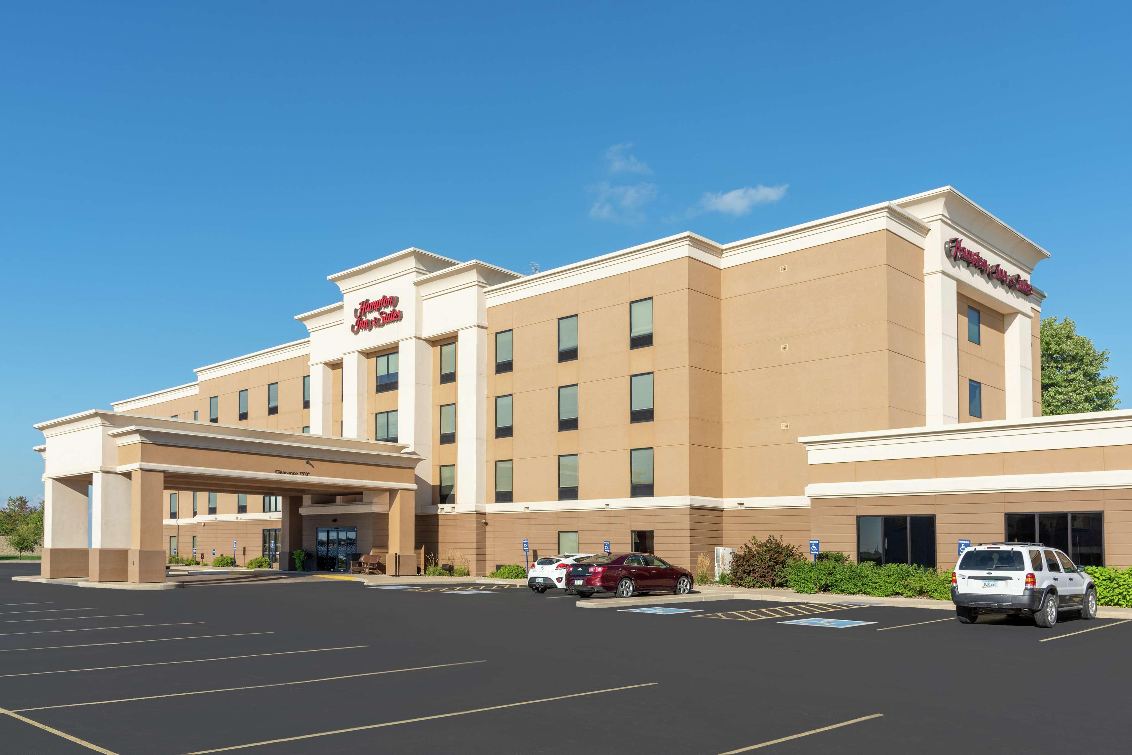 Hampton Inn & Suites Marshalltown Zewnętrze zdjęcie